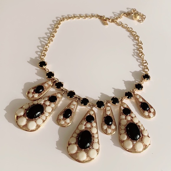 *SOLD* Kate Spade Statement Necklace - Picture 1 of 2